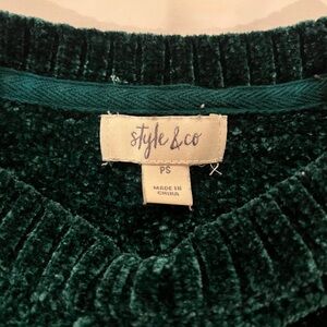 Style & co emerald green sweater.